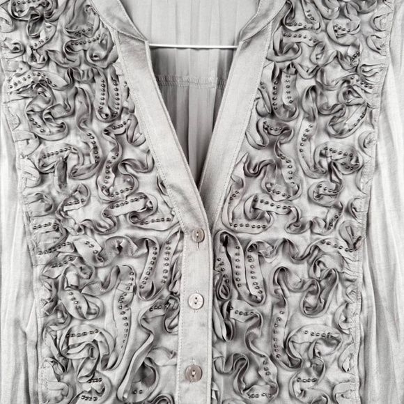 Gerry Weber Grey Beautiful Blouse with Embellished Neckline - Picture 8 of 13